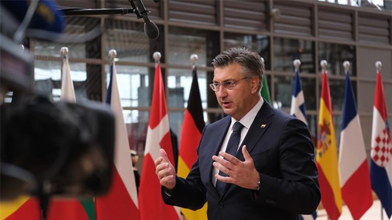 Do stupanja na snagu digitalnih potvrda, bilateralno ćemo dogovoriti potrebne aranžmane za one koji žele doći u Hrvatsku